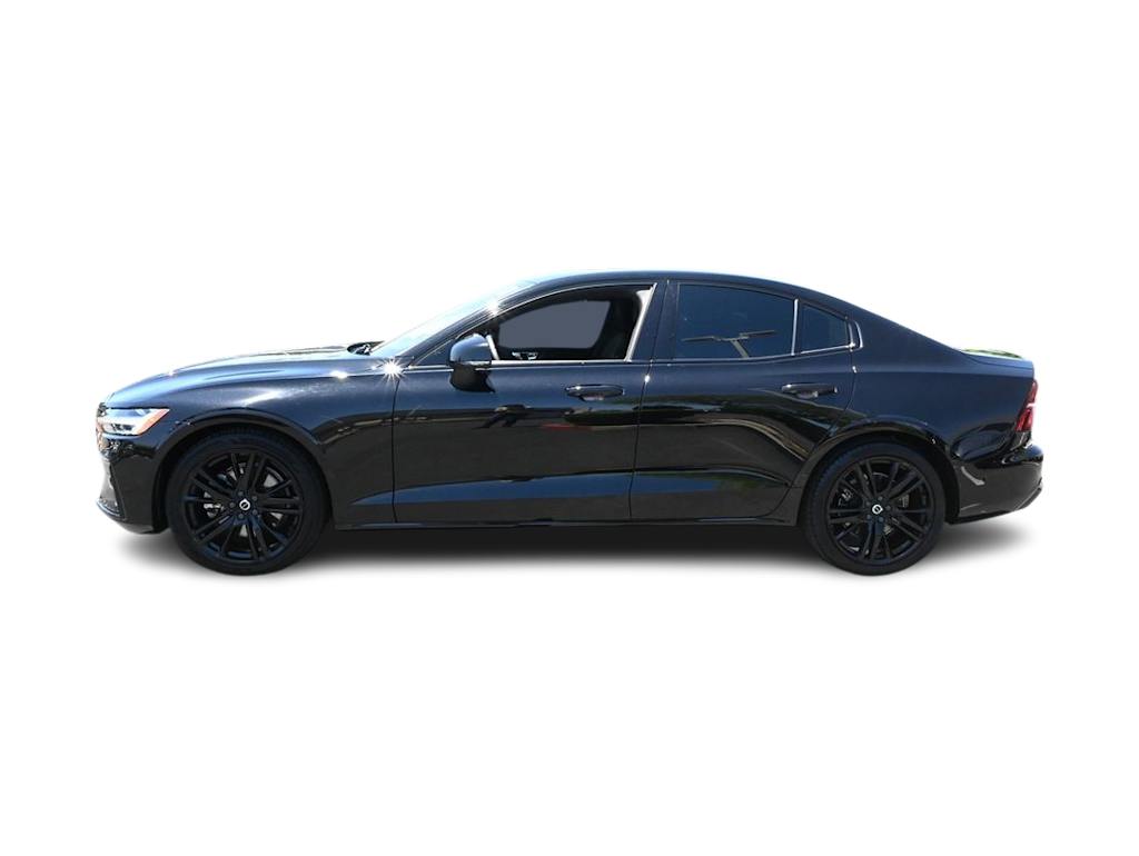 Thumbnail: 2024 Volvo S60 - 3