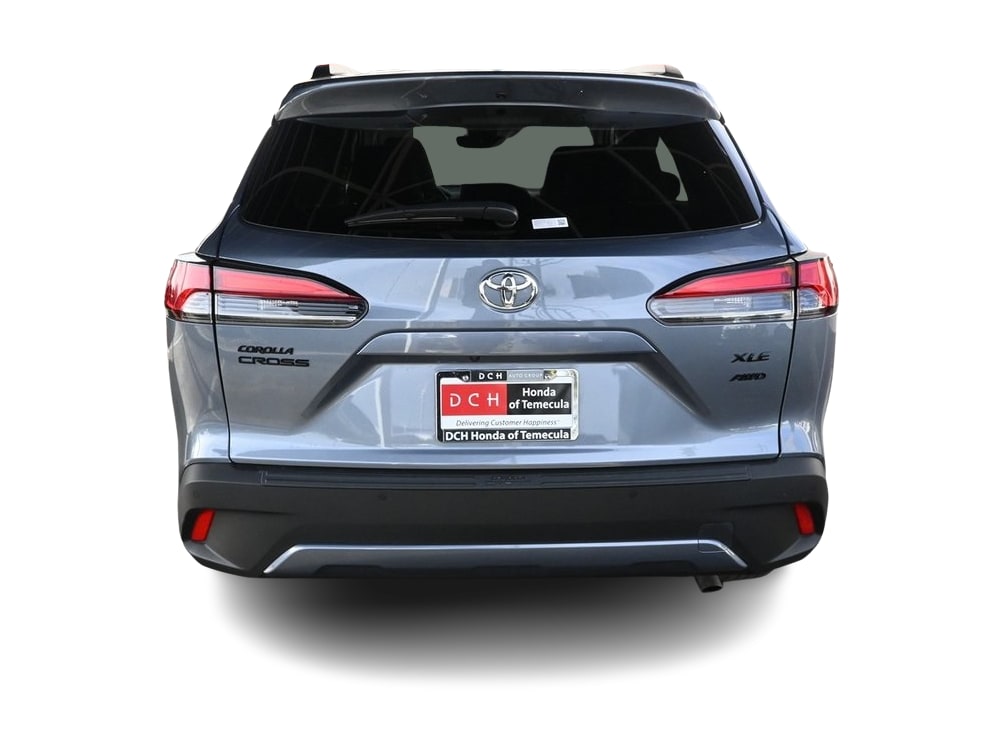 2022 Toyota Corolla Cross XLE 4