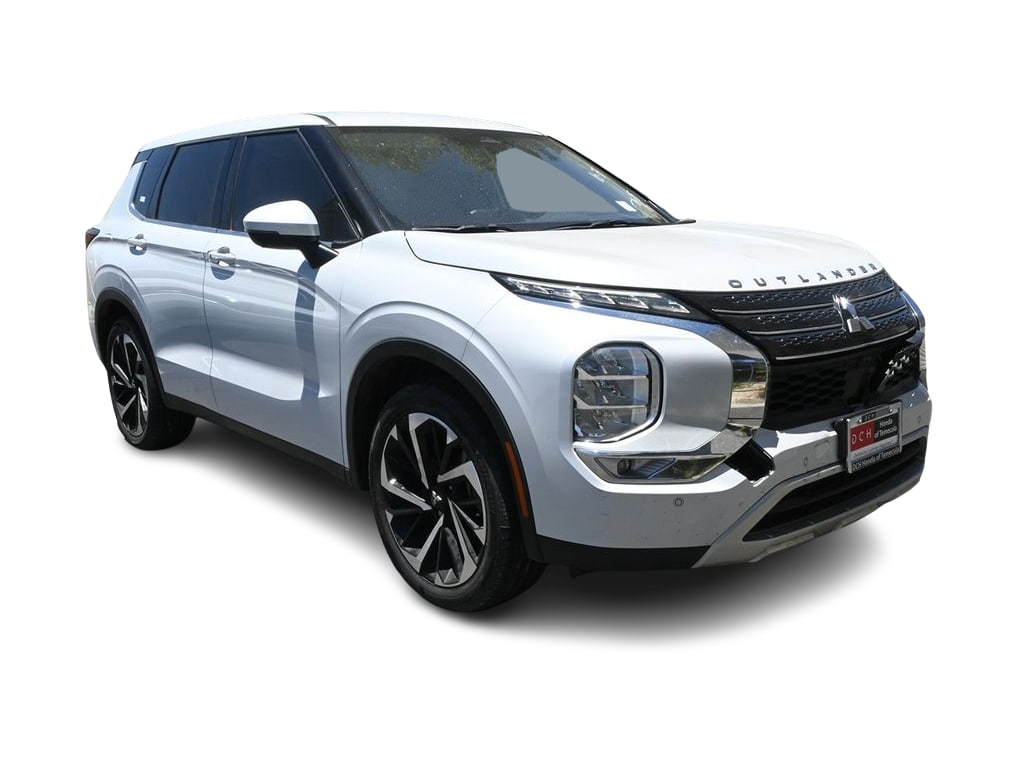 Thumbnail: 2024 Mitsubishi Outlander - 8