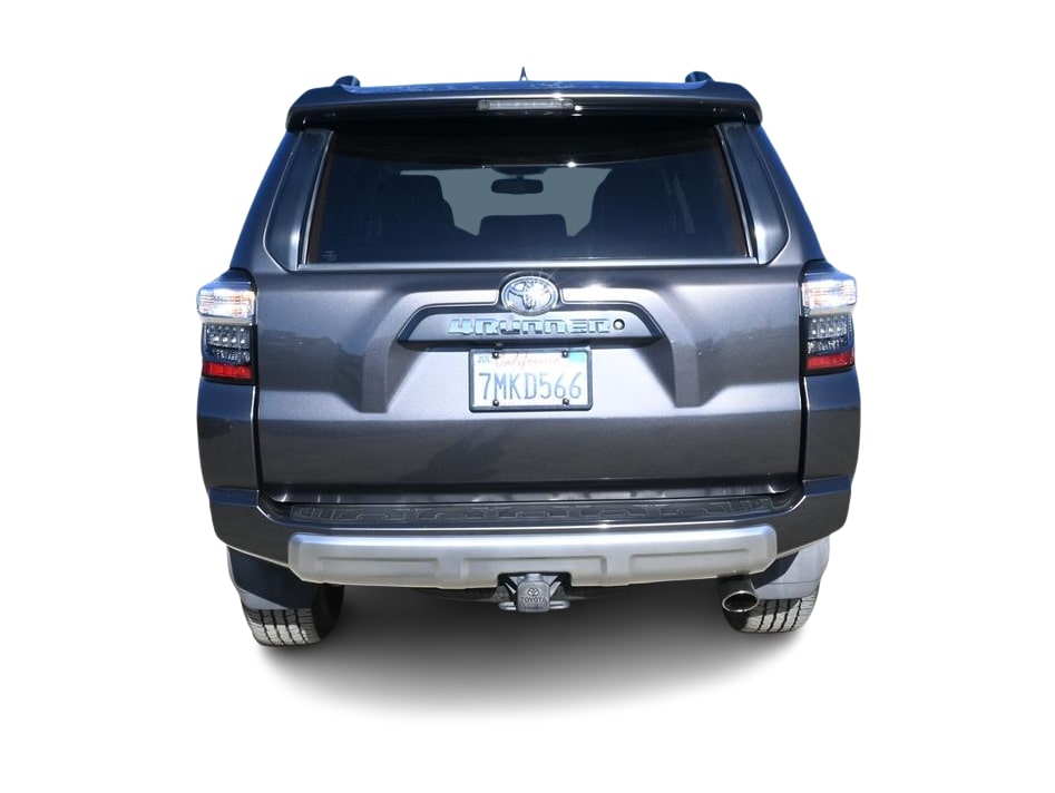 Thumbnail: 2015 Toyota 4Runner - 3