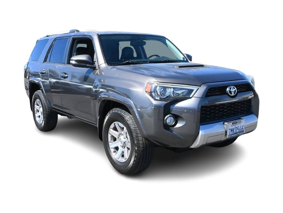 Thumbnail: 2015 Toyota 4Runner - 18