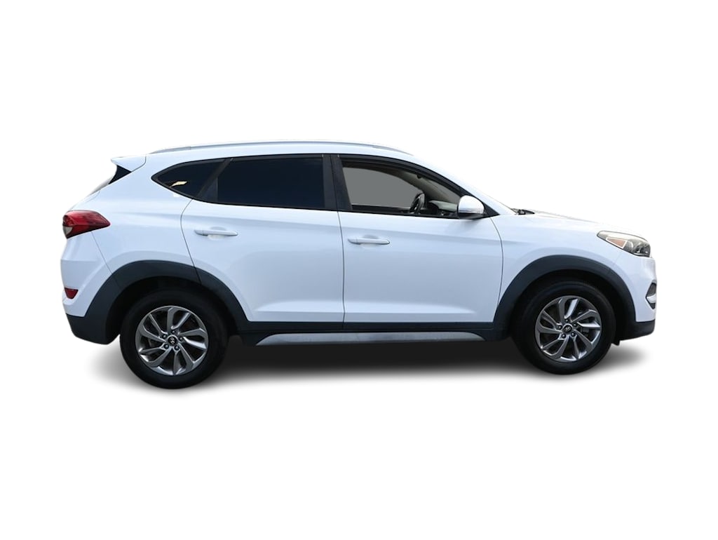 Thumbnail: 2017 Hyundai Tucson - 18