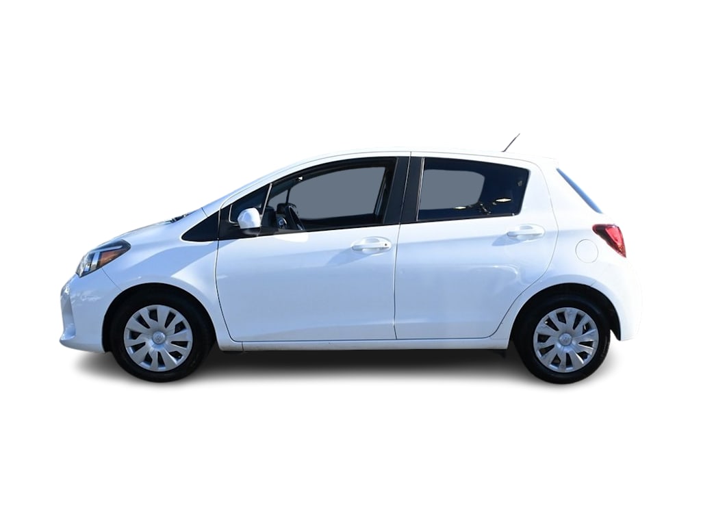 Thumbnail: 2015 Toyota Yaris - 3