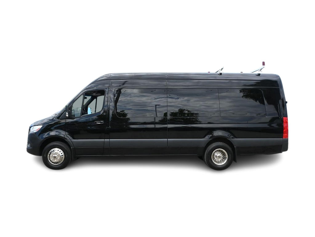Thumbnail: 2020 Mercedes-Benz Sprinter - 3