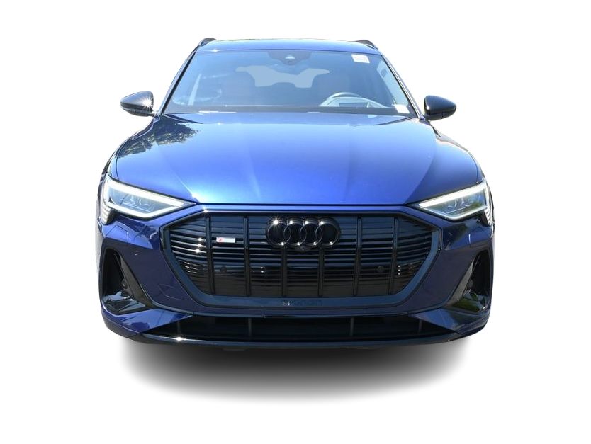 Thumbnail: 2022 Audi e-tron - 5