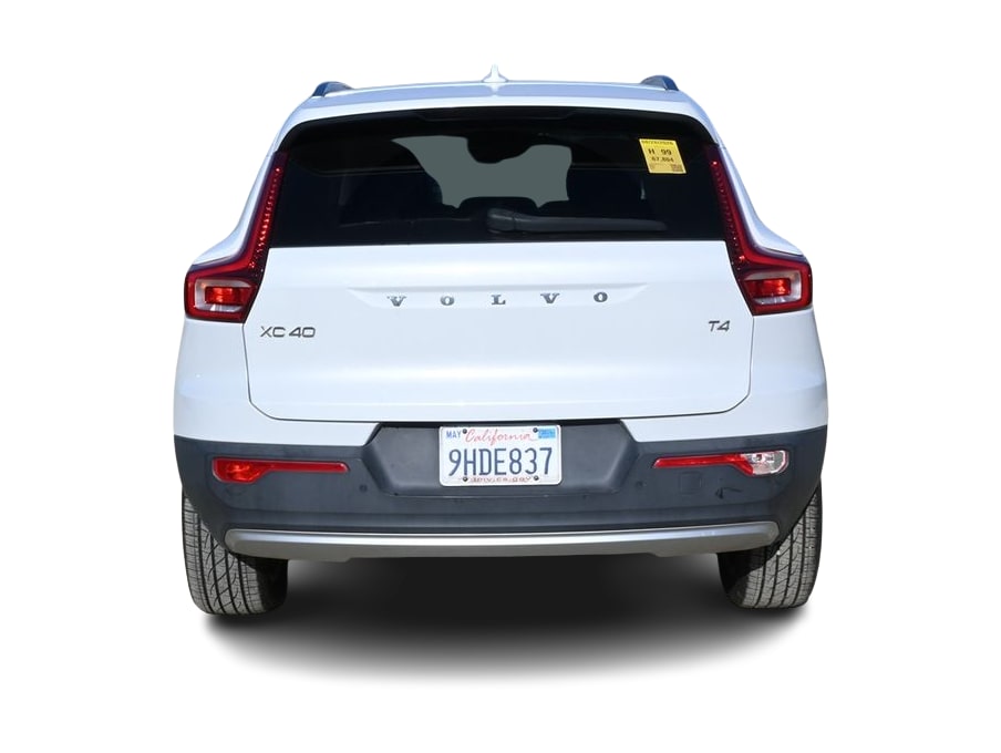 Thumbnail: 2021 Volvo XC40 - 3