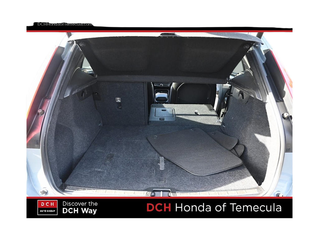 Thumbnail: 2021 Volvo XC40 - 15