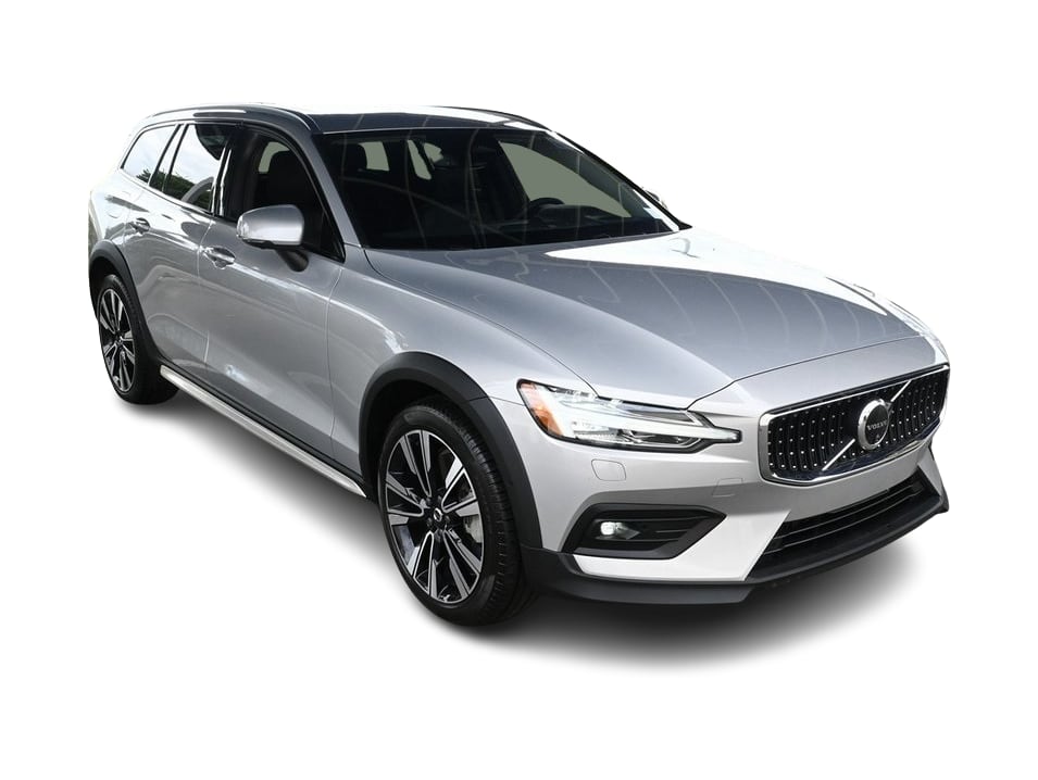 Thumbnail: 2024 Volvo V60 - 16