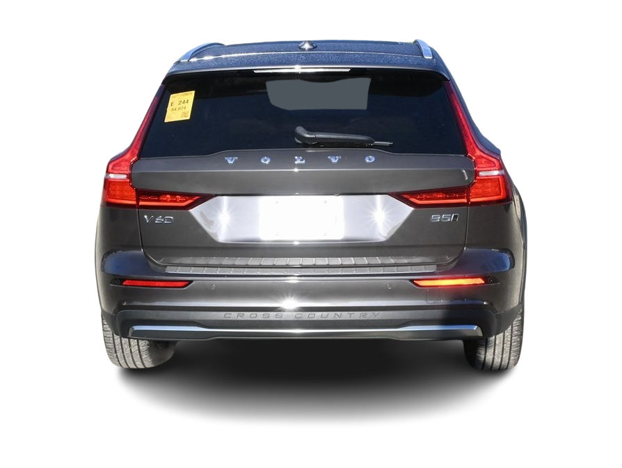 Thumbnail: 2024 Volvo V60 - 4