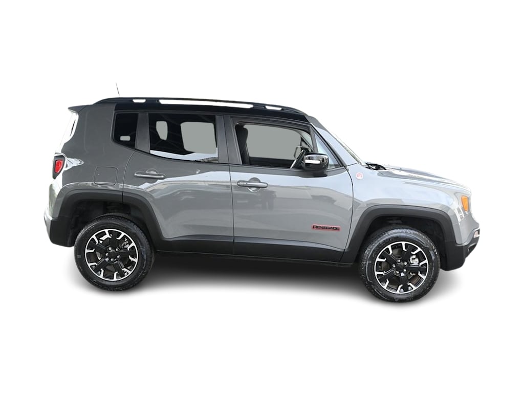 Thumbnail: 2023 Jeep Renegade - 18