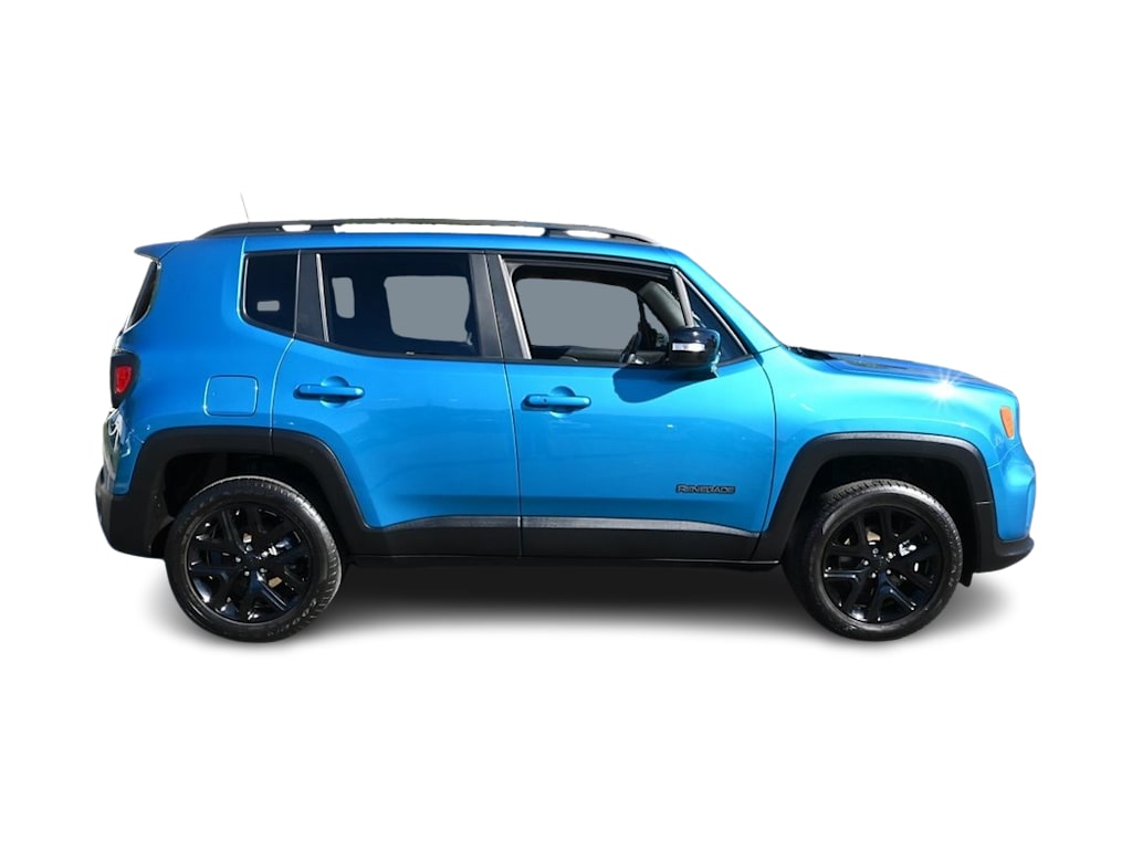 Thumbnail: 2022 Jeep Renegade - 17