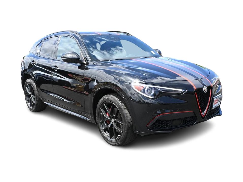 Thumbnail: 2020 Alfa Romeo Stelvio - 17