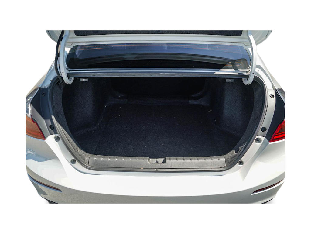 Thumbnail: 2022 Honda Insight - 16