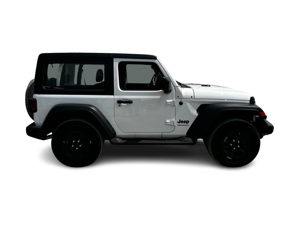 Thumbnail: 2022 Jeep Wrangler - 15