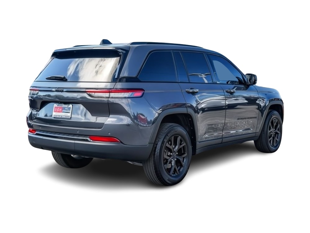 Thumbnail: 2025 Jeep Grand Cherokee - 17