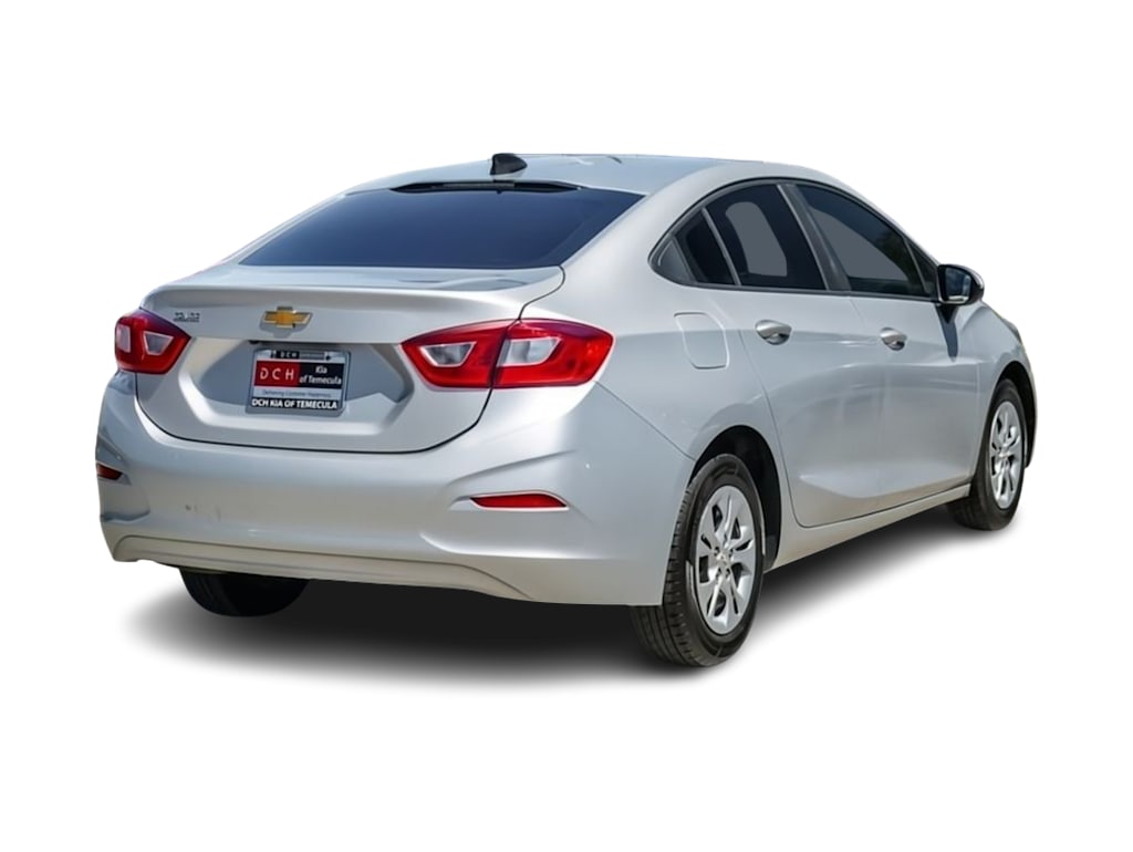 Thumbnail: 2019 Chevrolet Cruze - 18