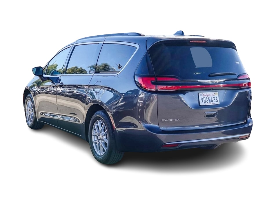 2022 Chrysler Pacifica Touring L 3