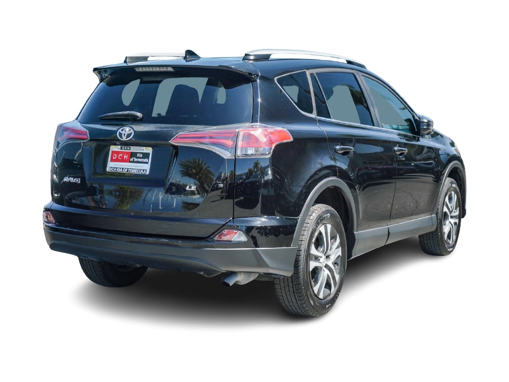 Thumbnail: 2018 Toyota RAV4 - 18