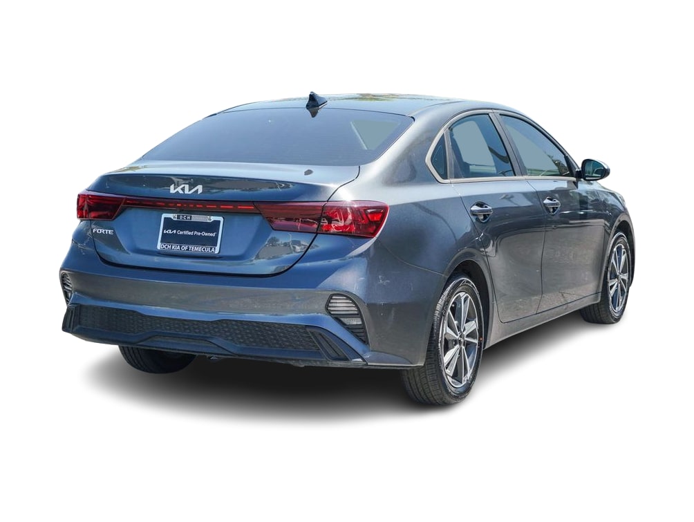Thumbnail: 2023 Kia Forte - 16