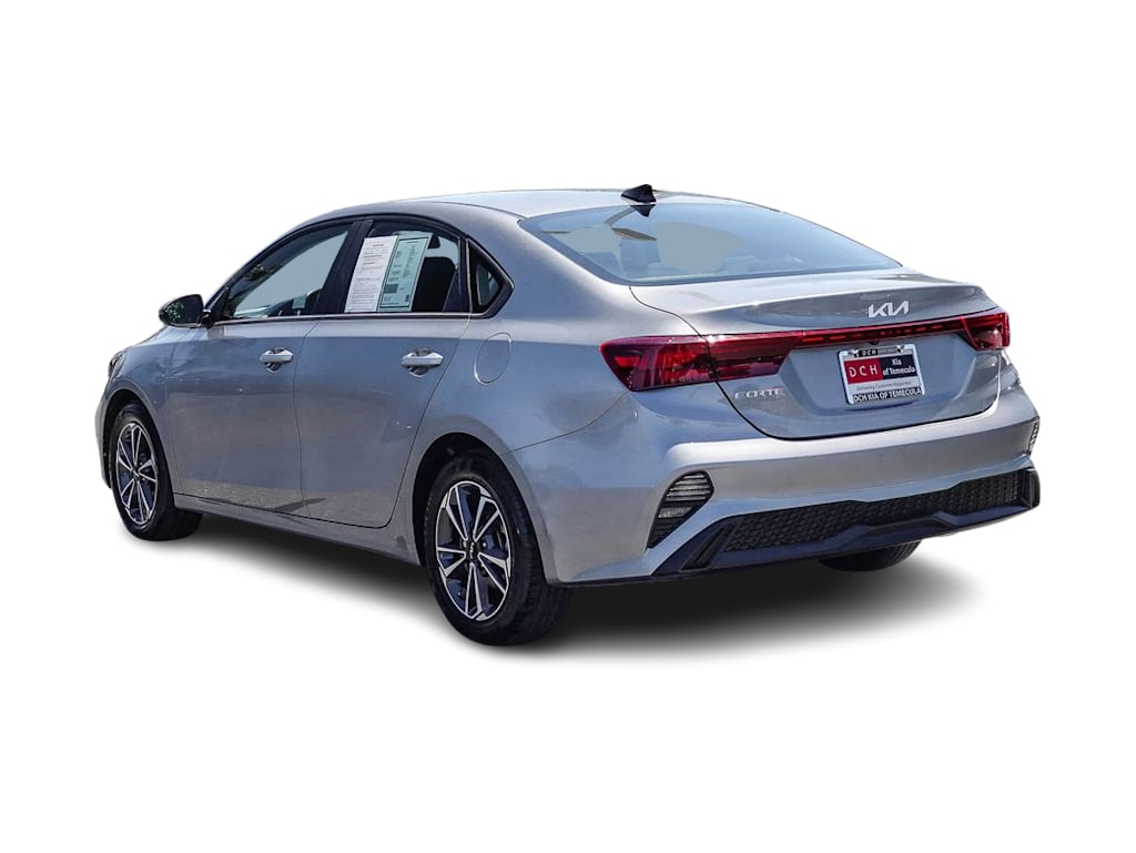 Thumbnail: 2024 Kia Forte - 3
