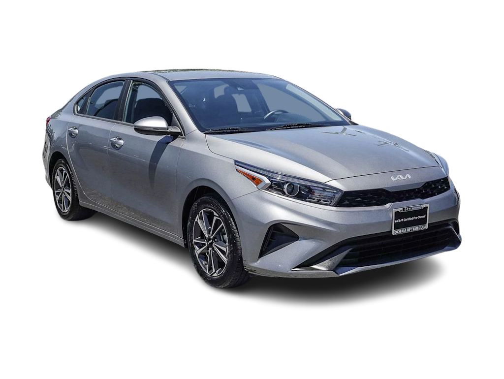 Thumbnail: 2024 Kia Forte - 17