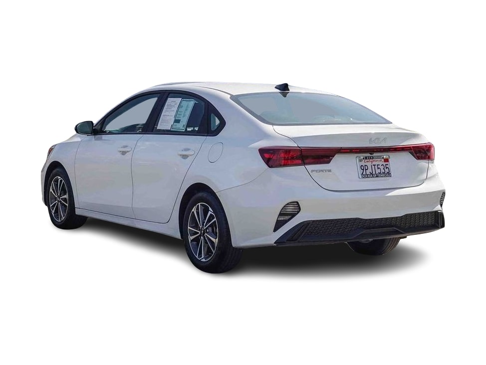 Thumbnail: 2024 Kia Forte - 3
