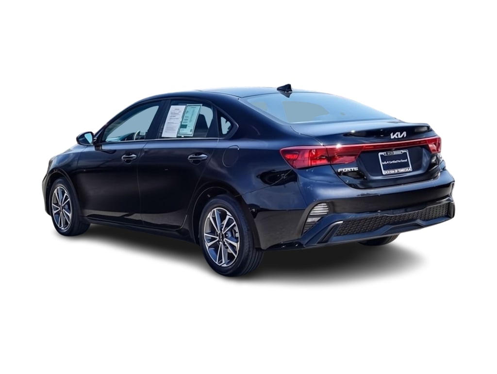 Thumbnail: 2023 Kia Forte - 3