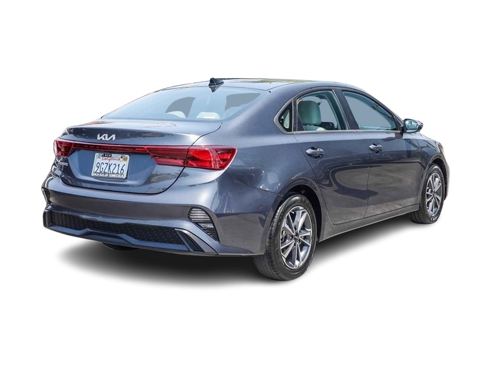 Thumbnail: 2023 Kia Forte - 19