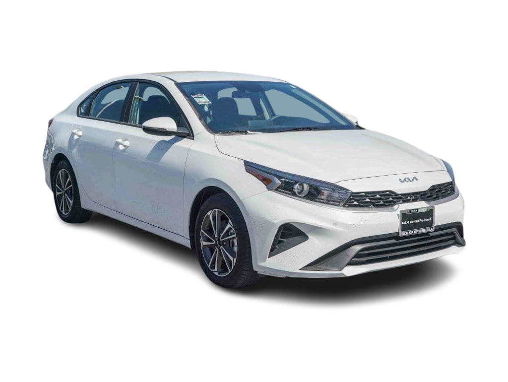 Thumbnail: 2024 Kia Forte - 17