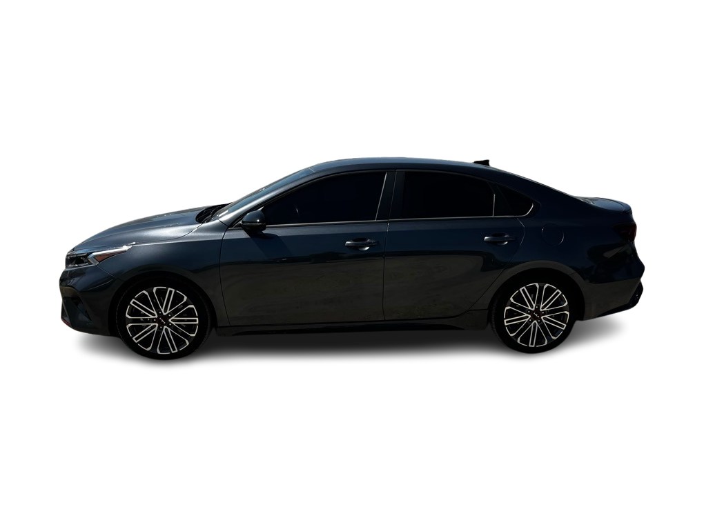 Thumbnail: 2022 Kia Forte - 3