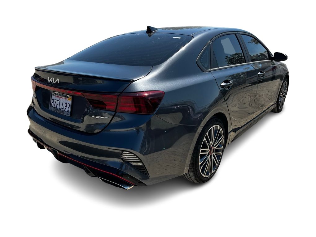 Thumbnail: 2022 Kia Forte - 18