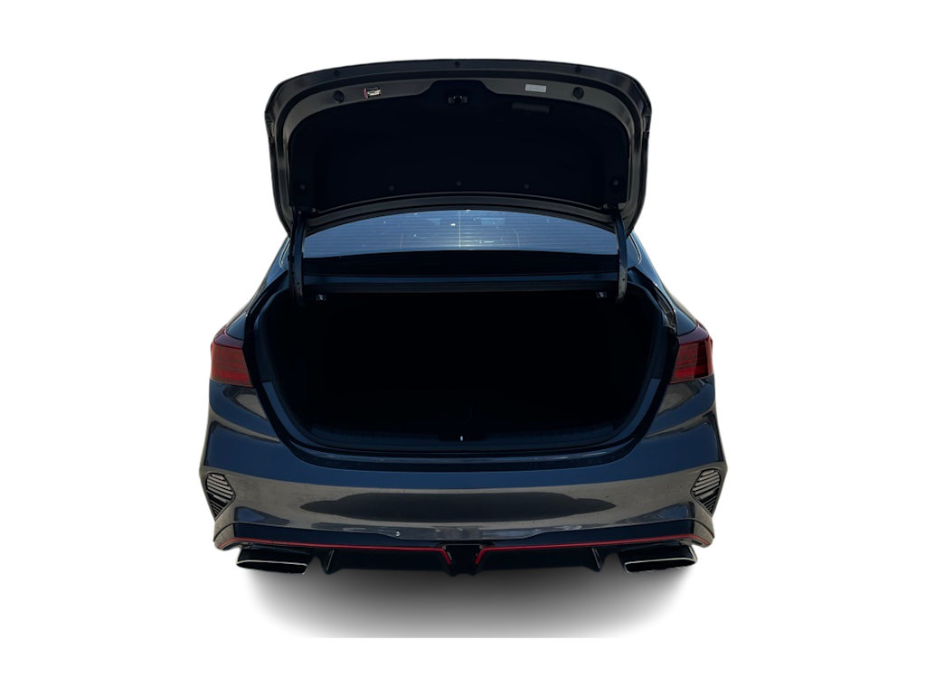 Thumbnail: 2022 Kia Forte - 15