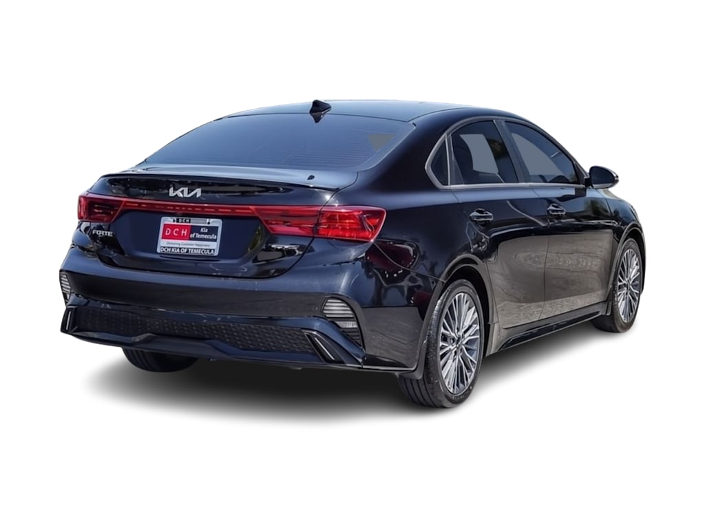 Thumbnail: 2023 Kia Forte - 17