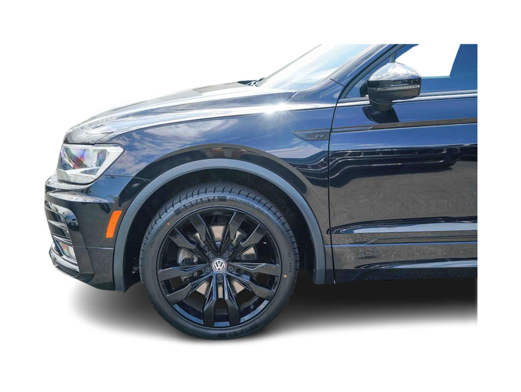 Thumbnail: 2020 Volkswagen Tiguan - 21