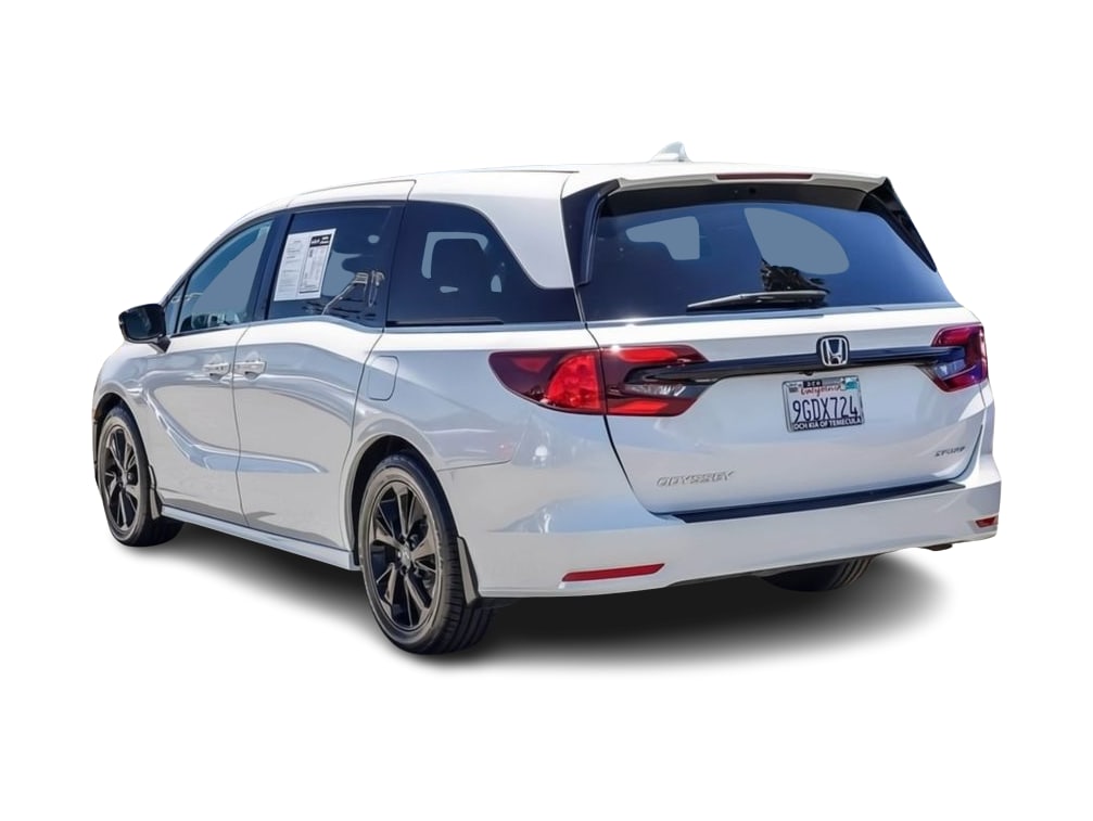 Thumbnail: 2023 Honda Odyssey - 3