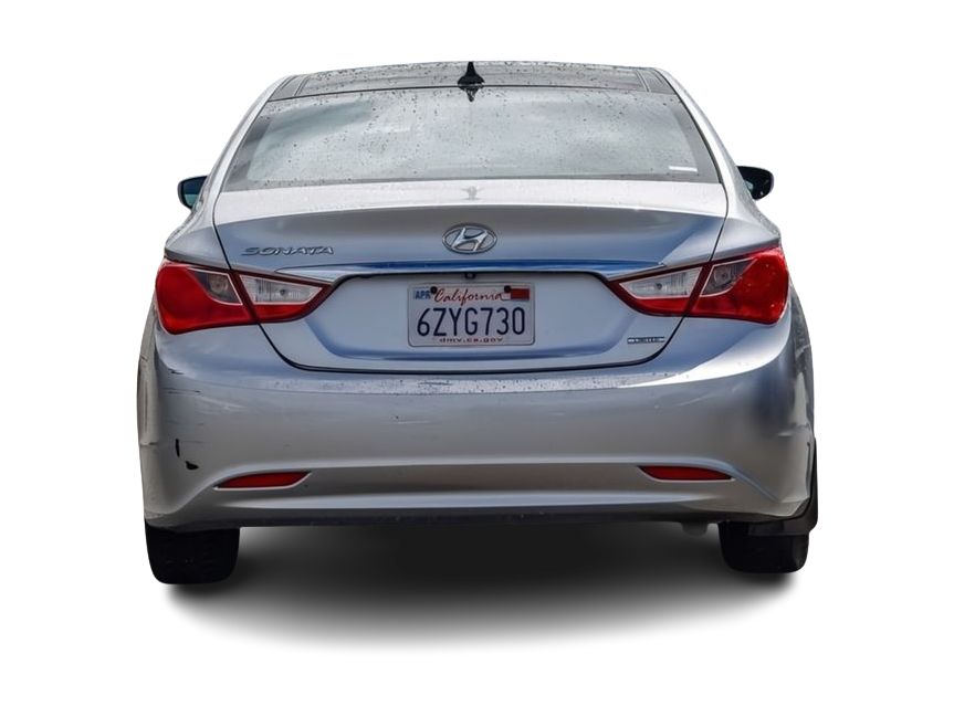 Thumbnail: 2013 Hyundai Sonata - 18