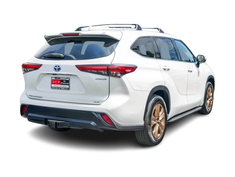 Thumbnail: 2022 Toyota Highlander - 18
