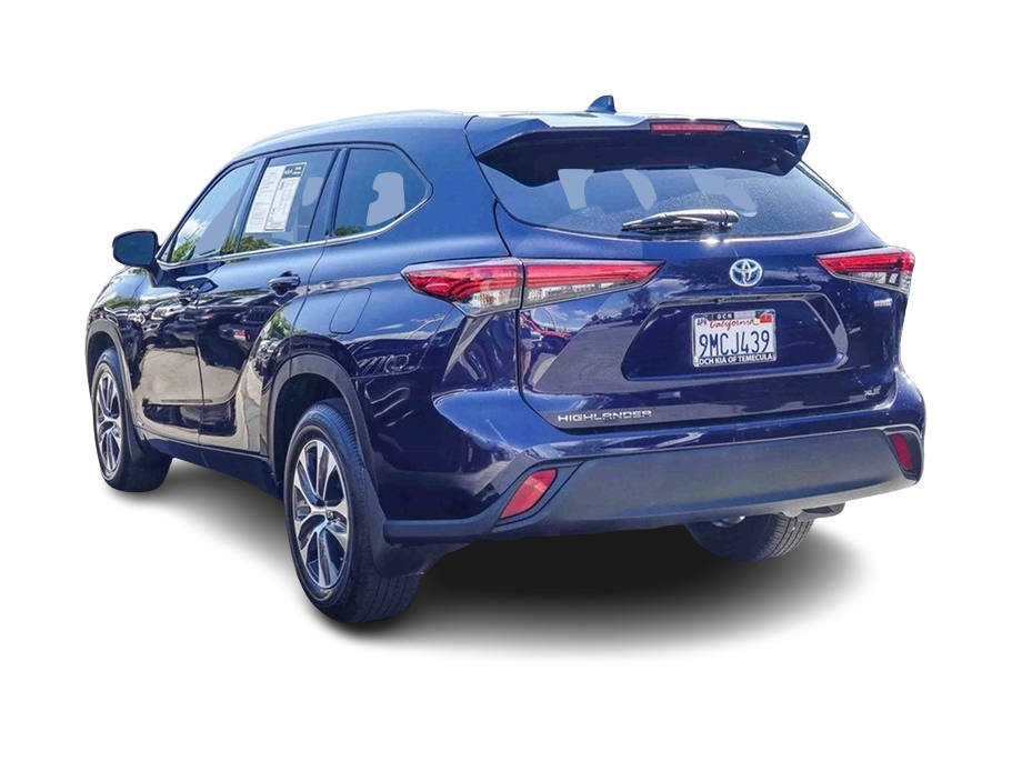 Thumbnail: 2021 Toyota Highlander - 3