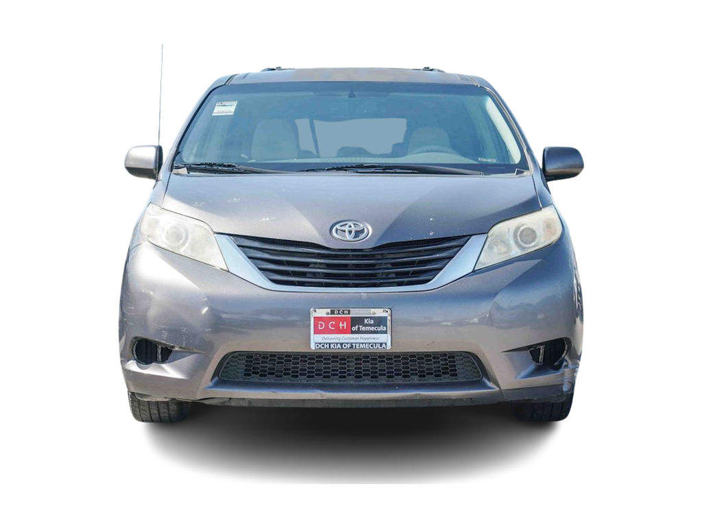 Thumbnail: 2012 Toyota Sienna - 5