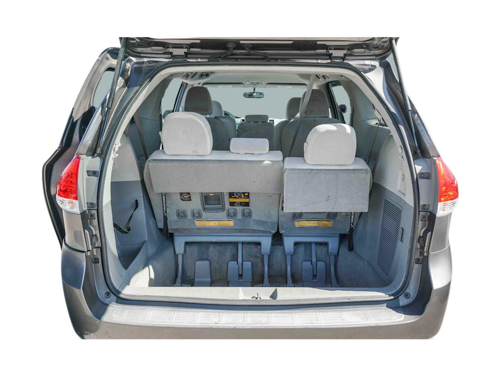 Thumbnail: 2012 Toyota Sienna - 14