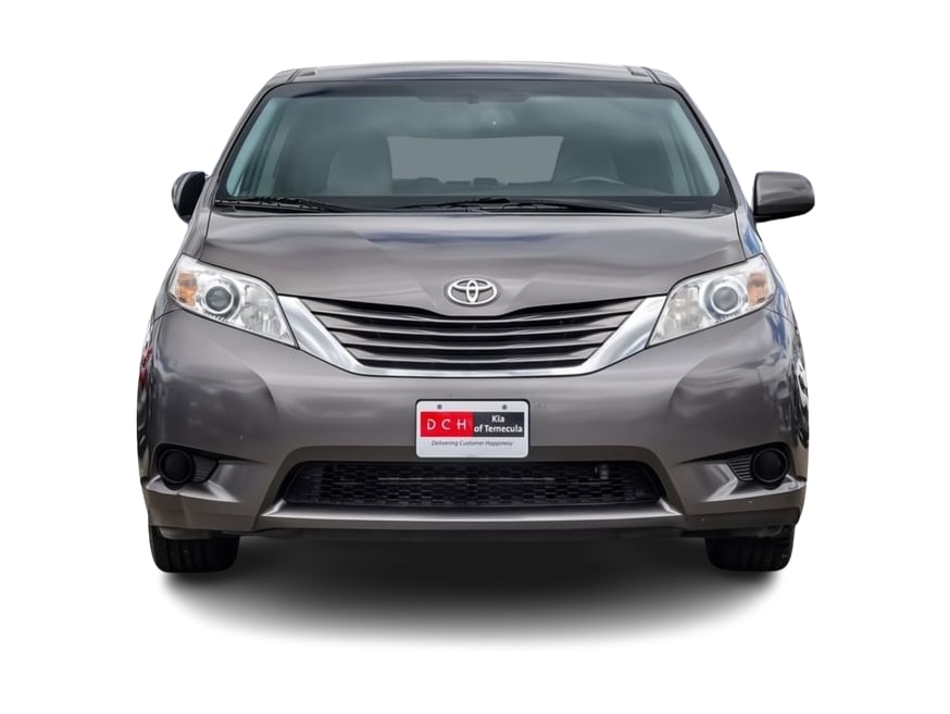 Thumbnail: 2015 Toyota Sienna - 5