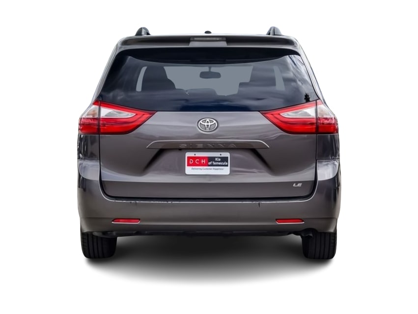 Thumbnail: 2015 Toyota Sienna - 4