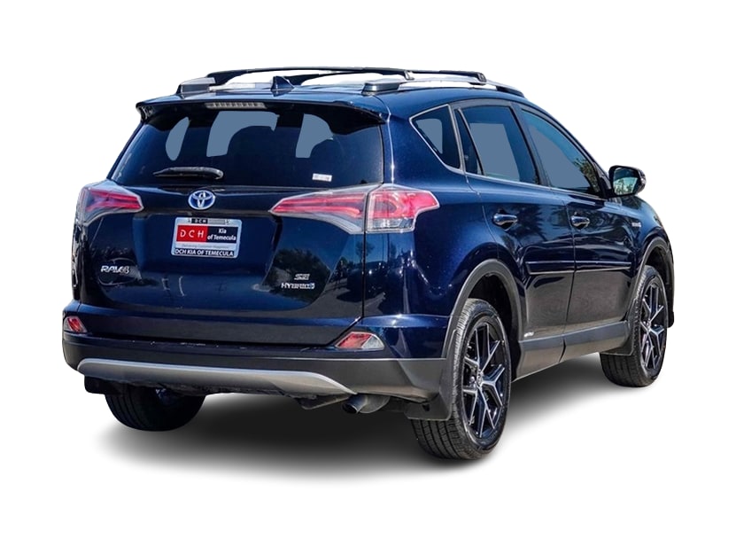 Thumbnail: 2017 Toyota RAV4 - 16