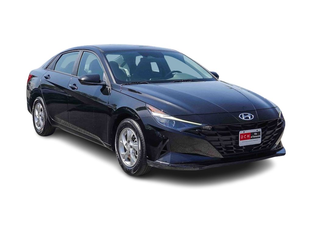 Thumbnail: 2022 Hyundai Elantra - 17