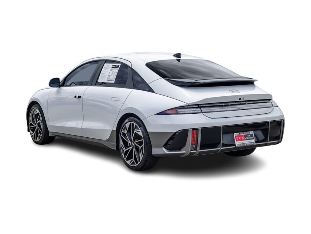 Thumbnail: 2023 Hyundai Ioniq 6 - 4