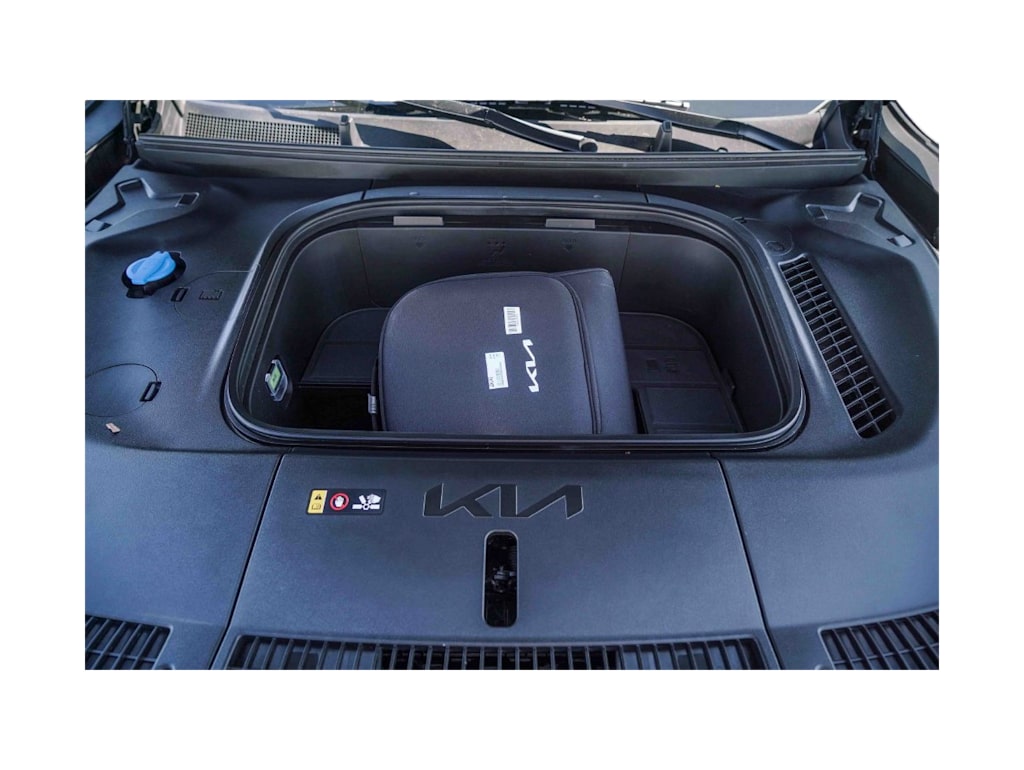 Thumbnail: 2024 Kia EV9 - 24