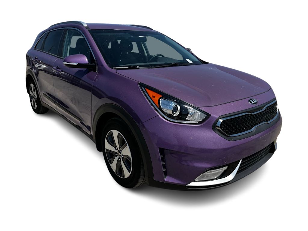 Thumbnail: 2017 Kia Niro - 16