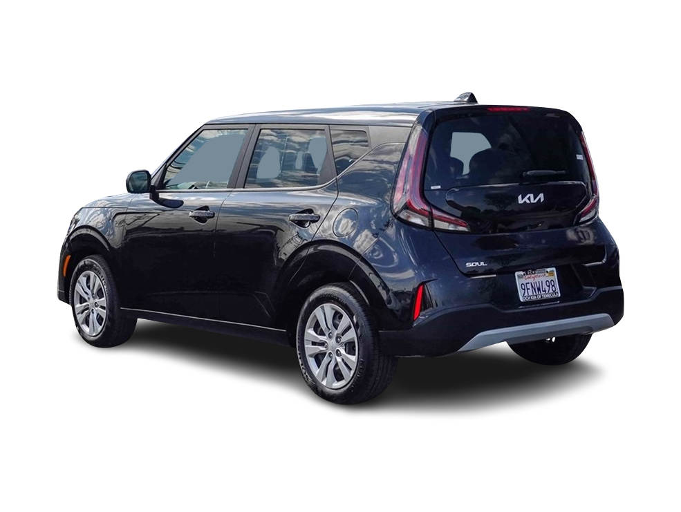 2023 Kia Soul LX 3