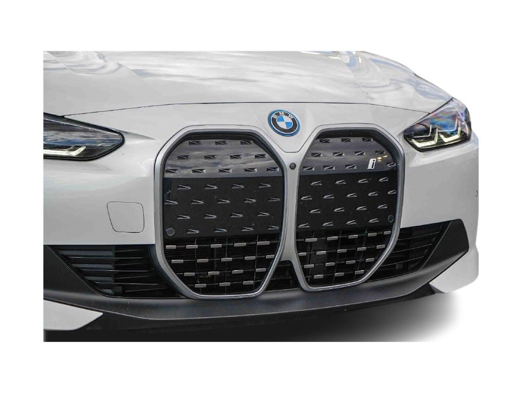 Thumbnail: 2023 BMW i4 - 20