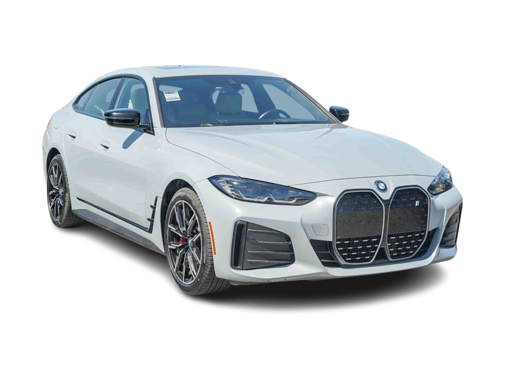 Thumbnail: 2023 BMW i4 - 17
